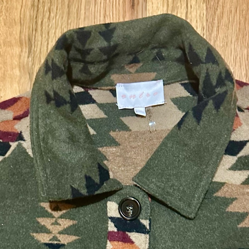 Native Patterned shirt-Jacket with Button Closure - Picture 5 of 5